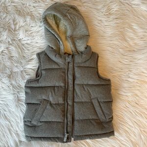 Like New! Old Navy Hooded Puffer Vest